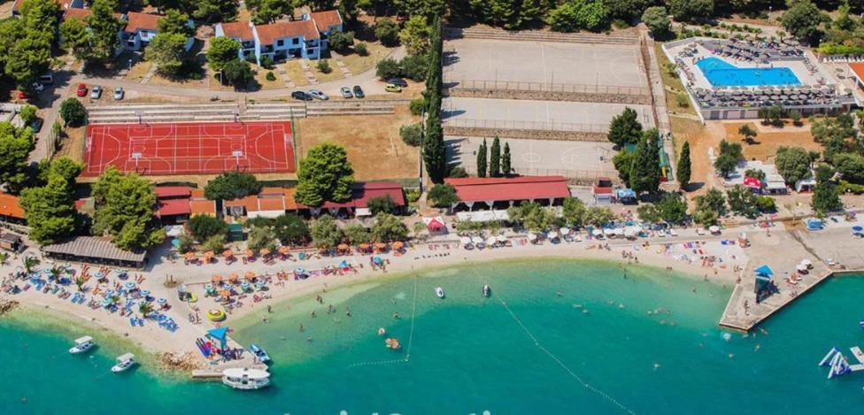 Апартаменты Domenico - 50 M From The Sea Сегет Доньи Экстерьер фото